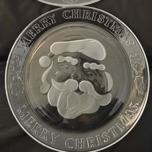 Anchor Hocking 12" Round Christmas Santa Face Platter